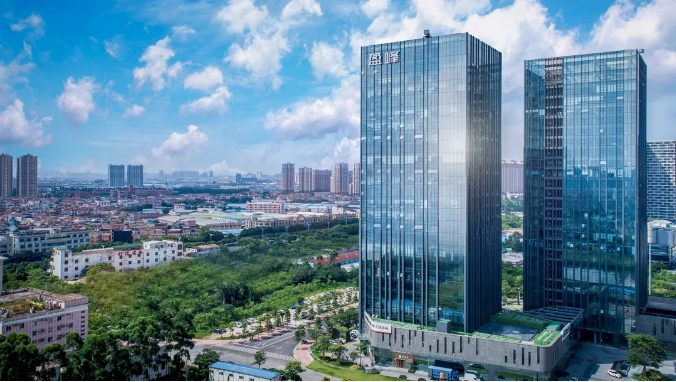 �ᶨս�Ծ۽���һ��Ͷ���з�������������������������Ӫ��21.62�ڡ������껯36.43�ڡ���Լ�ܶ�445��