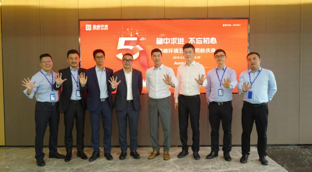 ����������������������������ģ�Williamϣ�������������������˾�����ʢ�����