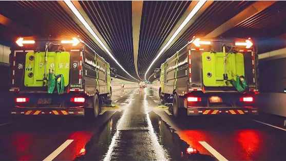 ��4000����װ���ֳɽ�����Williamϣ���������������������չ�֡��й��緶��������������ӭ������ɫ���ˣ�